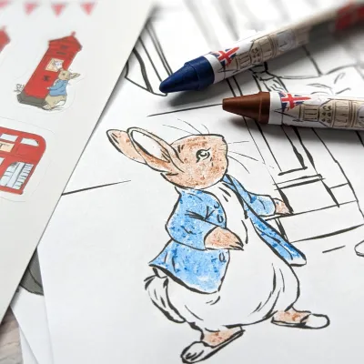 Peter Rabbit Out &amp; About A5 Colouring Set AMZ+