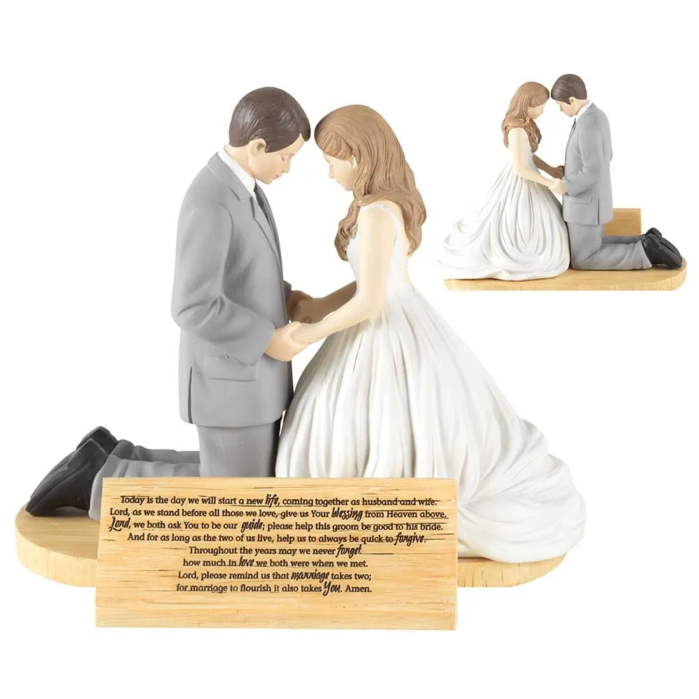 Figurine Bride &amp; Groom&#39;s Hear Our Prayer+