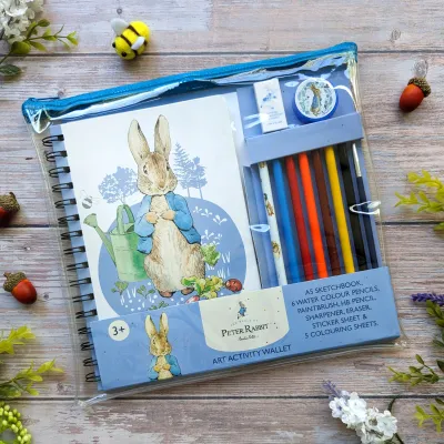 Art Activity Wallet - Peter Rabbit+