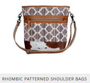 Rhombic Patterned Shoulder Bag
