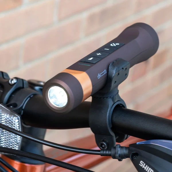TRAILBLAZER FLASHLIGHT &amp; BLUETOOTH SPEAKER