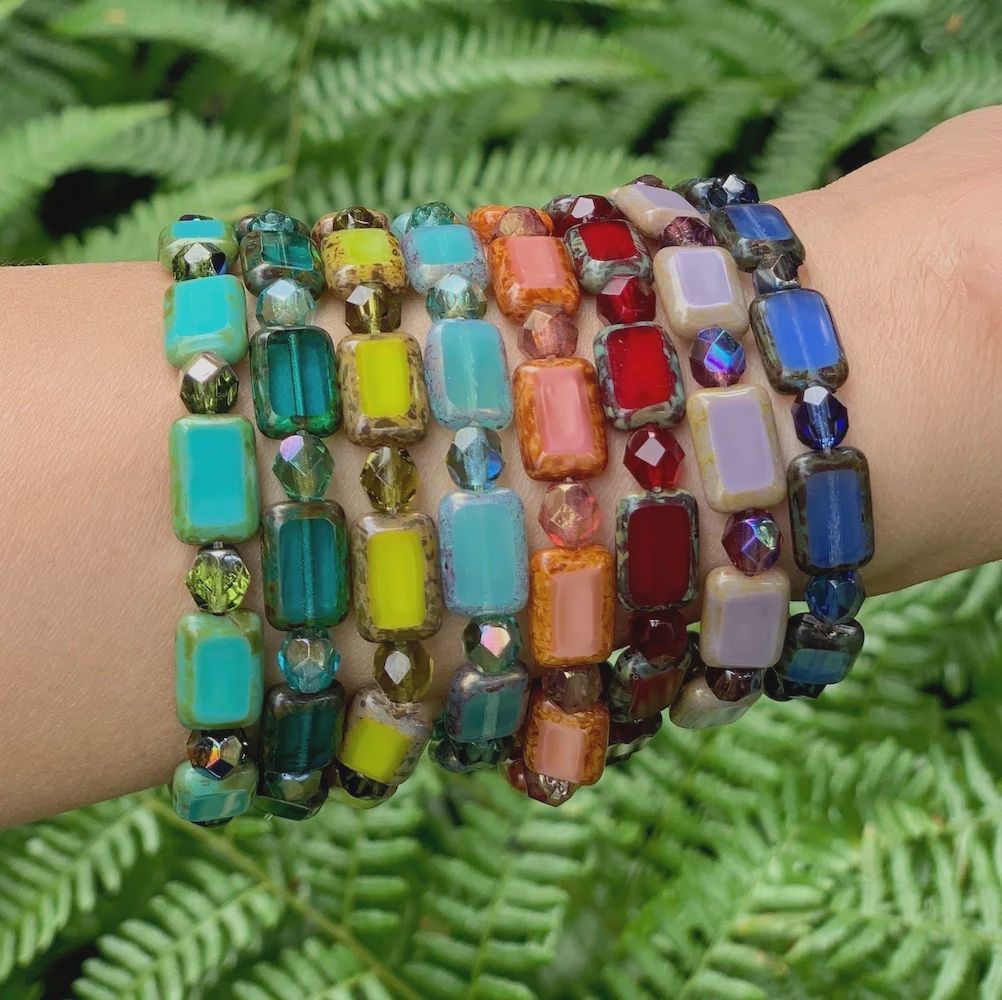 Hand-made Czech Glass Stretch Bracelet
