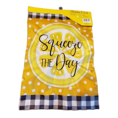 Squeeze the Day Garden Flag