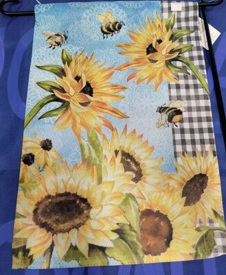Bee Sunflower Garden Flag