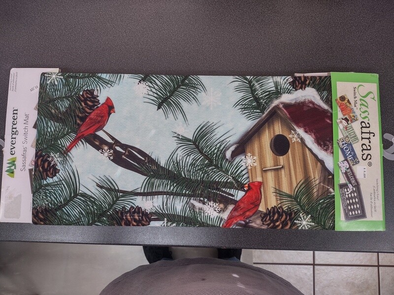 Birdhouse Cardinals Sassafras Switch Mat