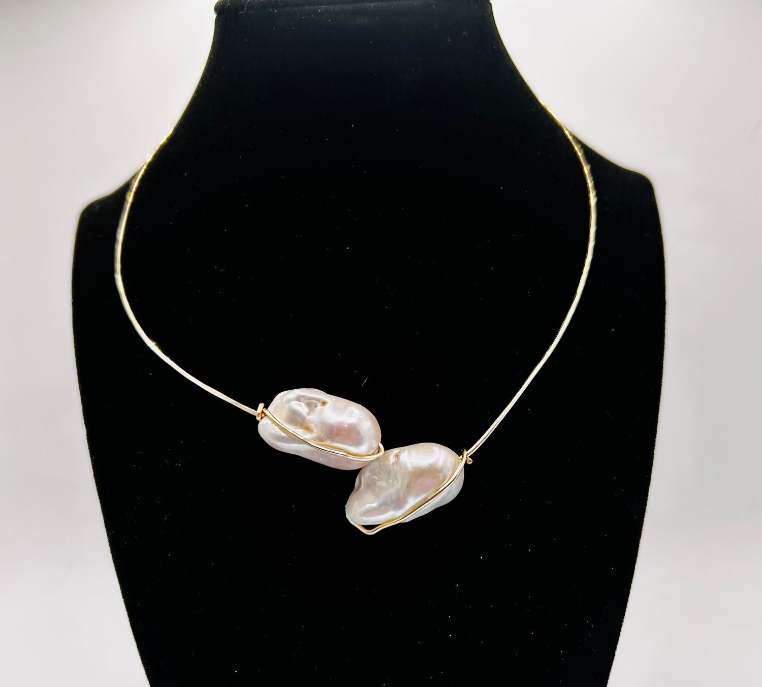 Baroque Pearl Collar Necklace