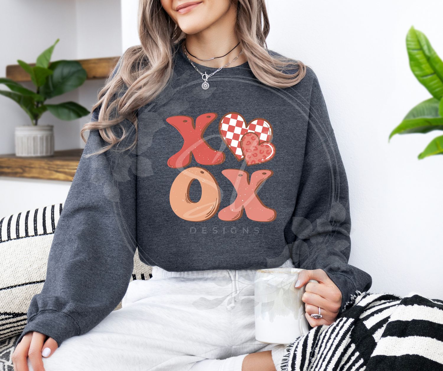 xoxo distressed