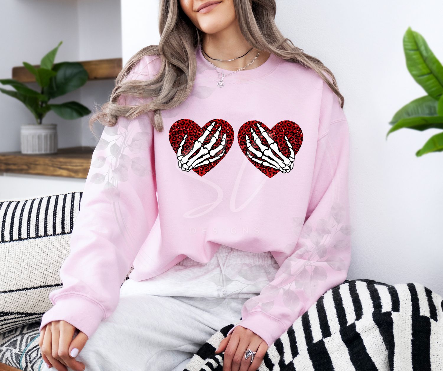V-day Skeleton Hands