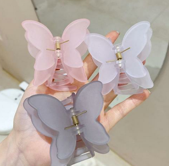 Butterfly claw clips