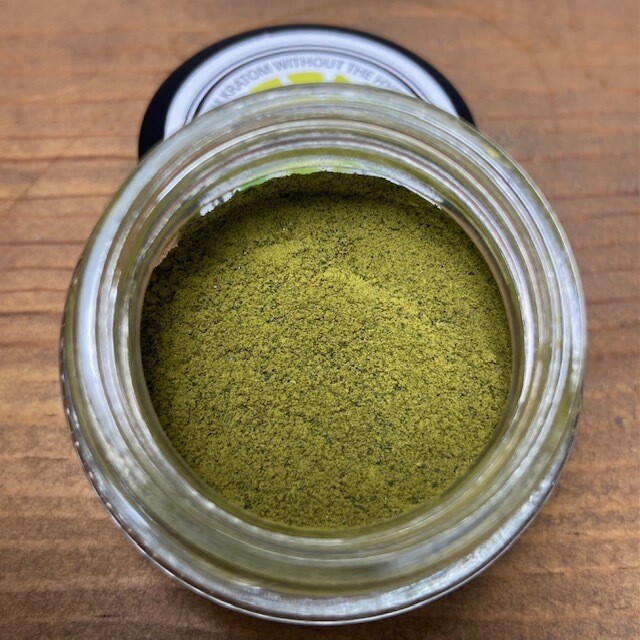 30% Mitragynine pure kratom extract
