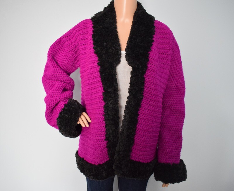 Faux Fur Trim Crochet Cardigan (L/XL)