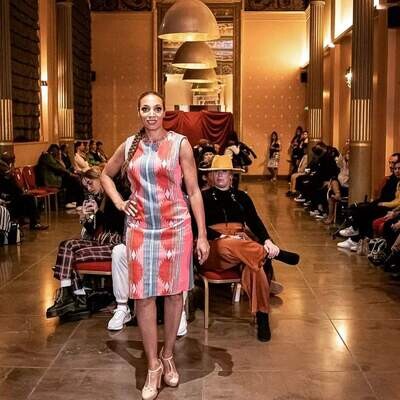 Pink &amp; Blue Indigenous designed below the knee zip up back summer dress