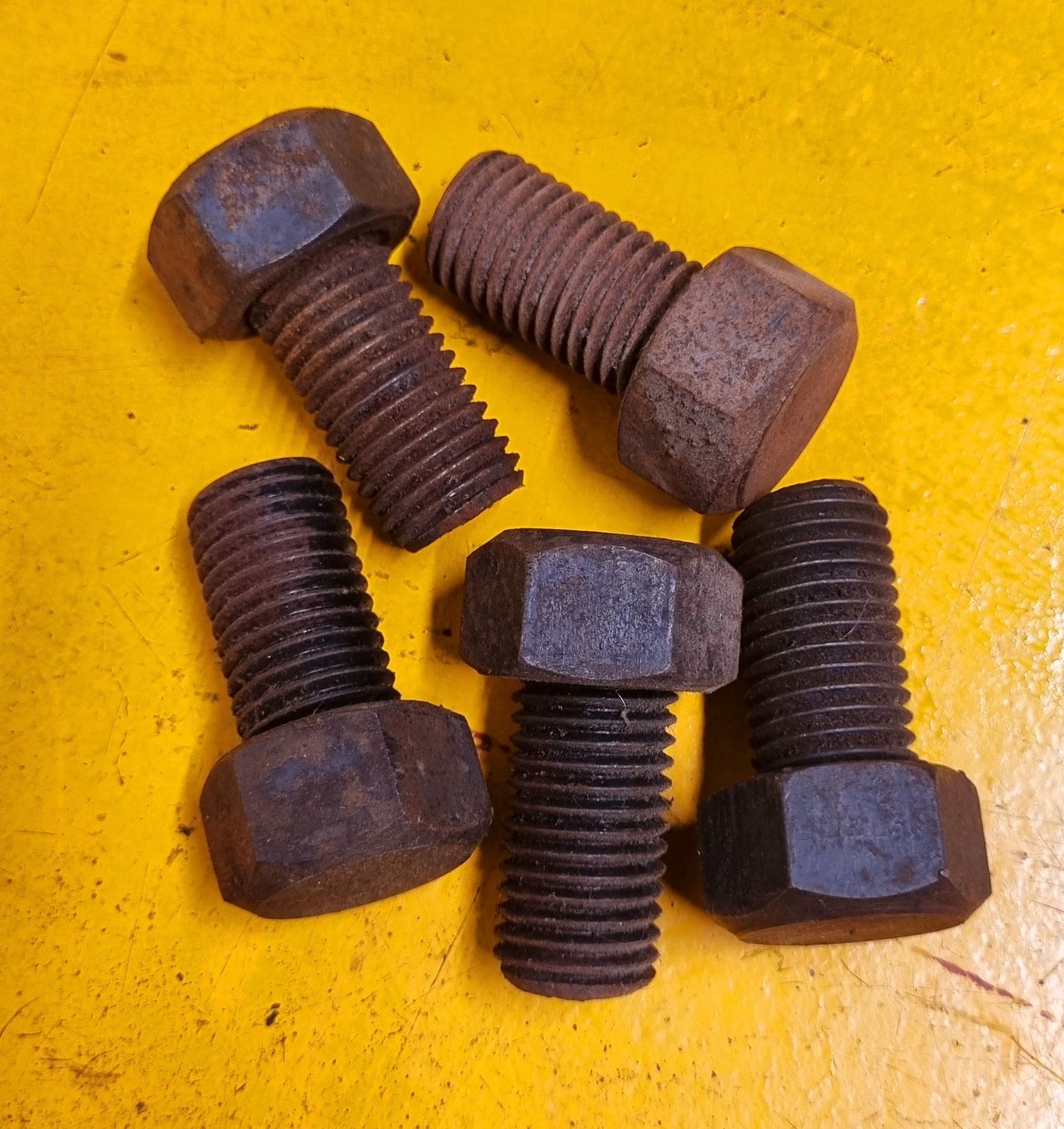 BOLT 7/8X1.1/2 UNC GR8 BLK