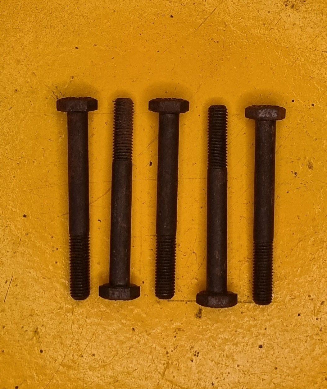 BOLT 1/4X2.1/4 UNF GR5 BLK