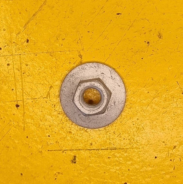 NUT M8 SWIVEL WASHER GALV