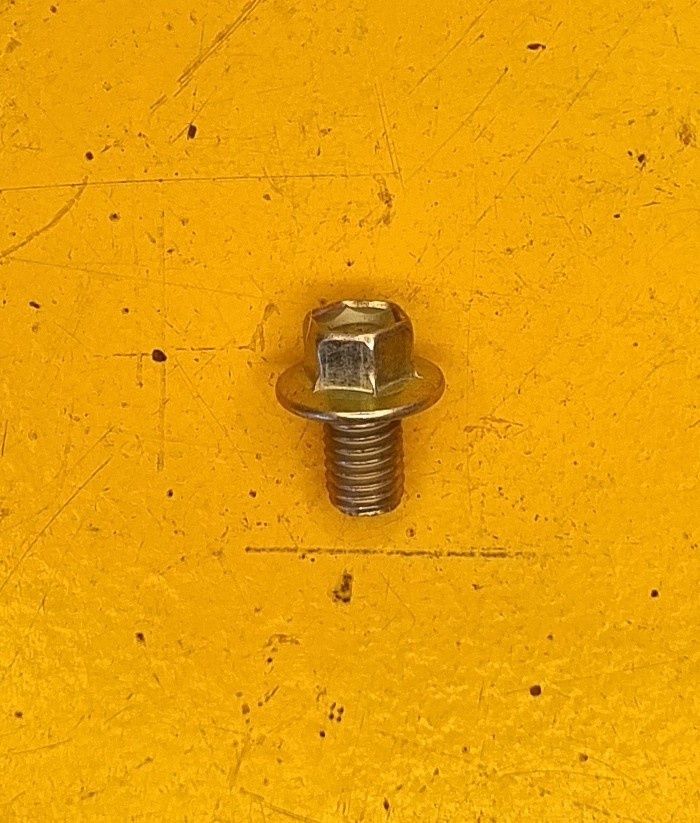 BOLT FLANGE HEAD NON-SERRATED M8X10 1.25 STD YZP