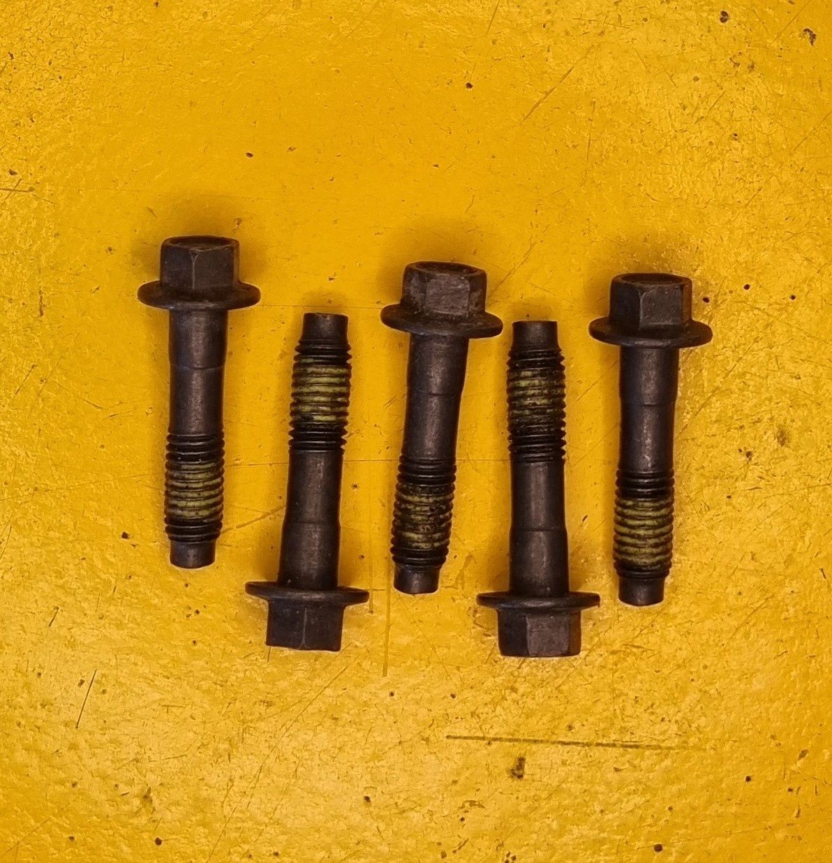 BOLT FLANGE HEAD NON-SERRATED M8X35 BLK 10.9 STEP SHANK