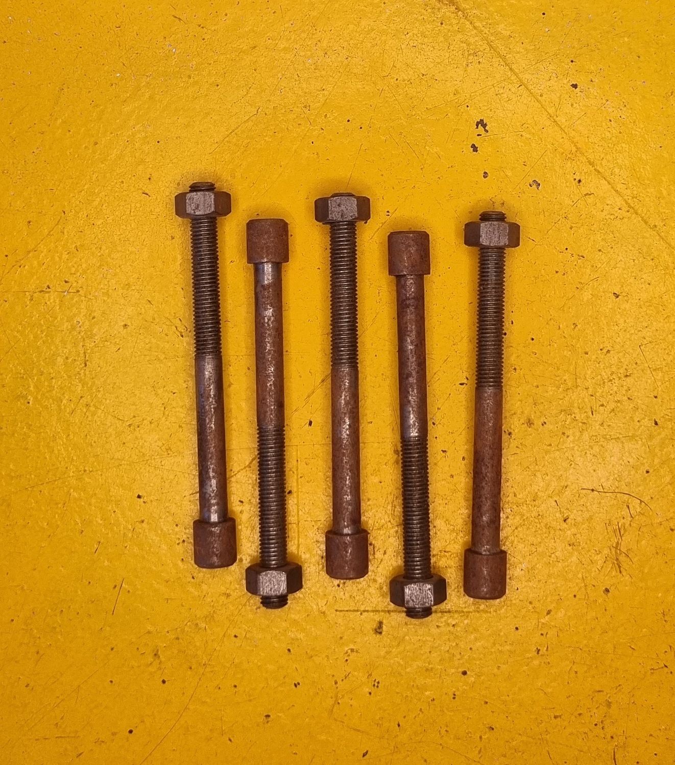 BOLT 1/4X3 UNF SPRING CENTRE BLK