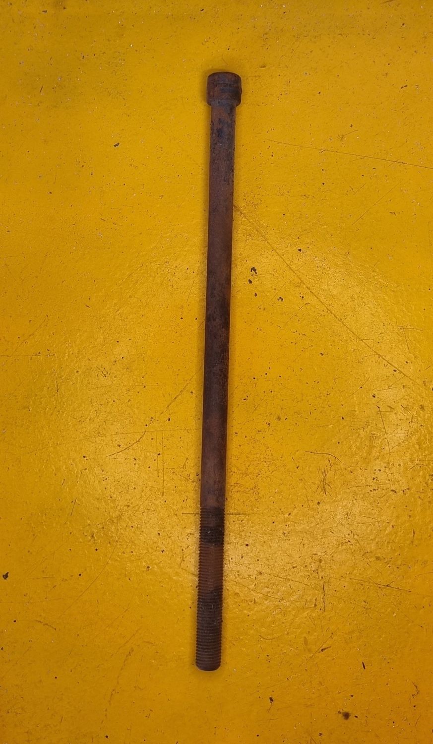 BOLT 7/16X10 UNF SPRING CENTRE BLK