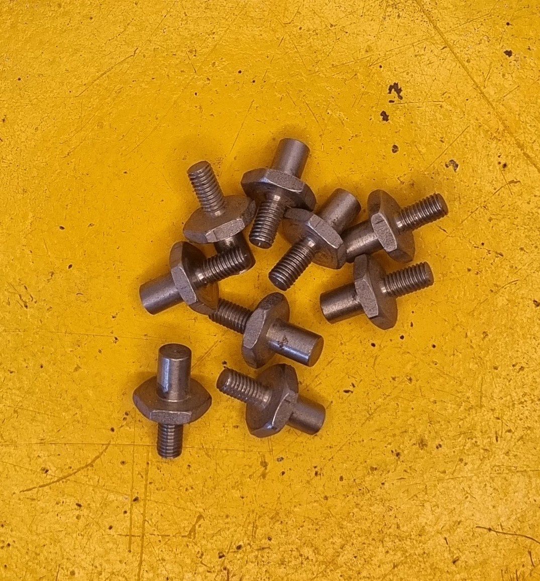 BOLT M5 TO 1/4 SHANK SS304