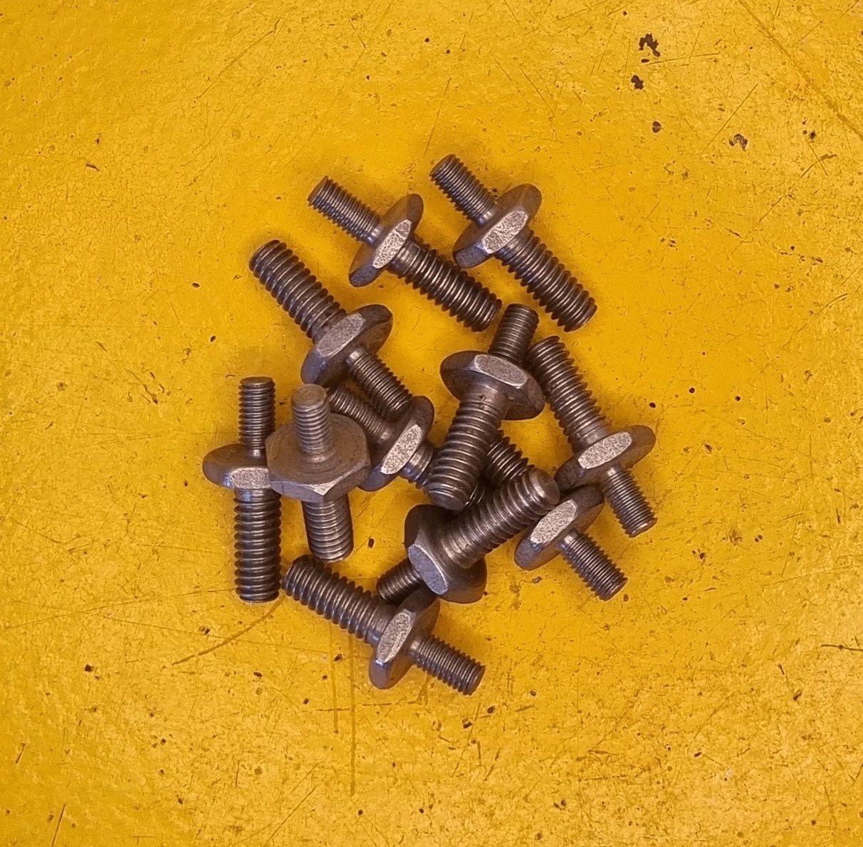 BOLT M5 TO 1/4 UNC ADAPTOR SS304