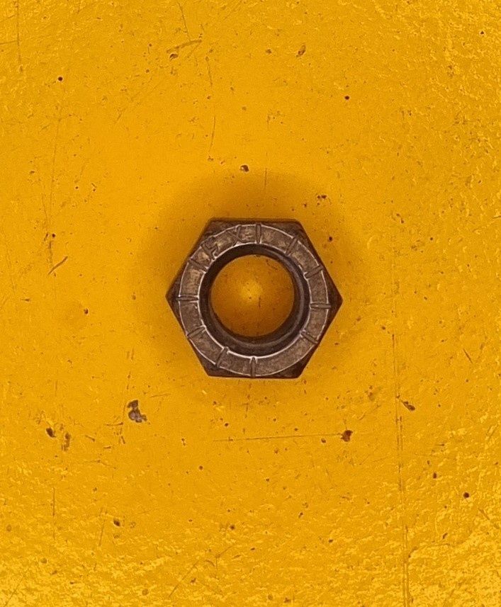 NUT 9/16 UNC GR9 YZP