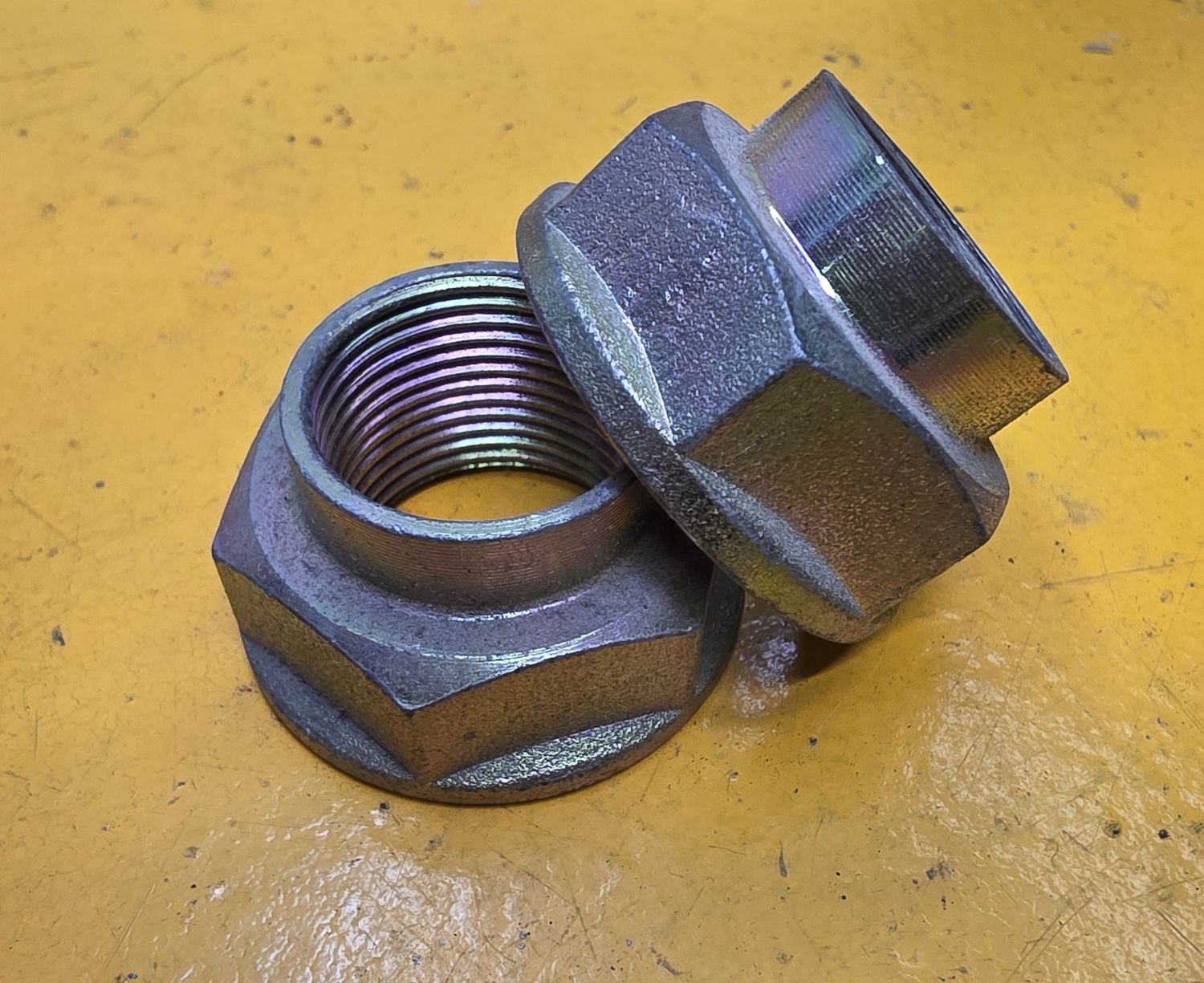 NUT M22 1.5 AXLE