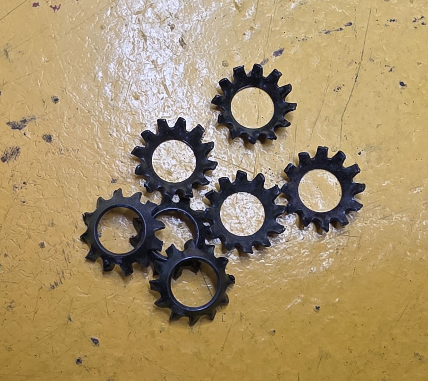 WASHER M5 EXTERNAL TOOTH COATED