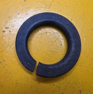 WASHER  1.1/4 SPRING BLK