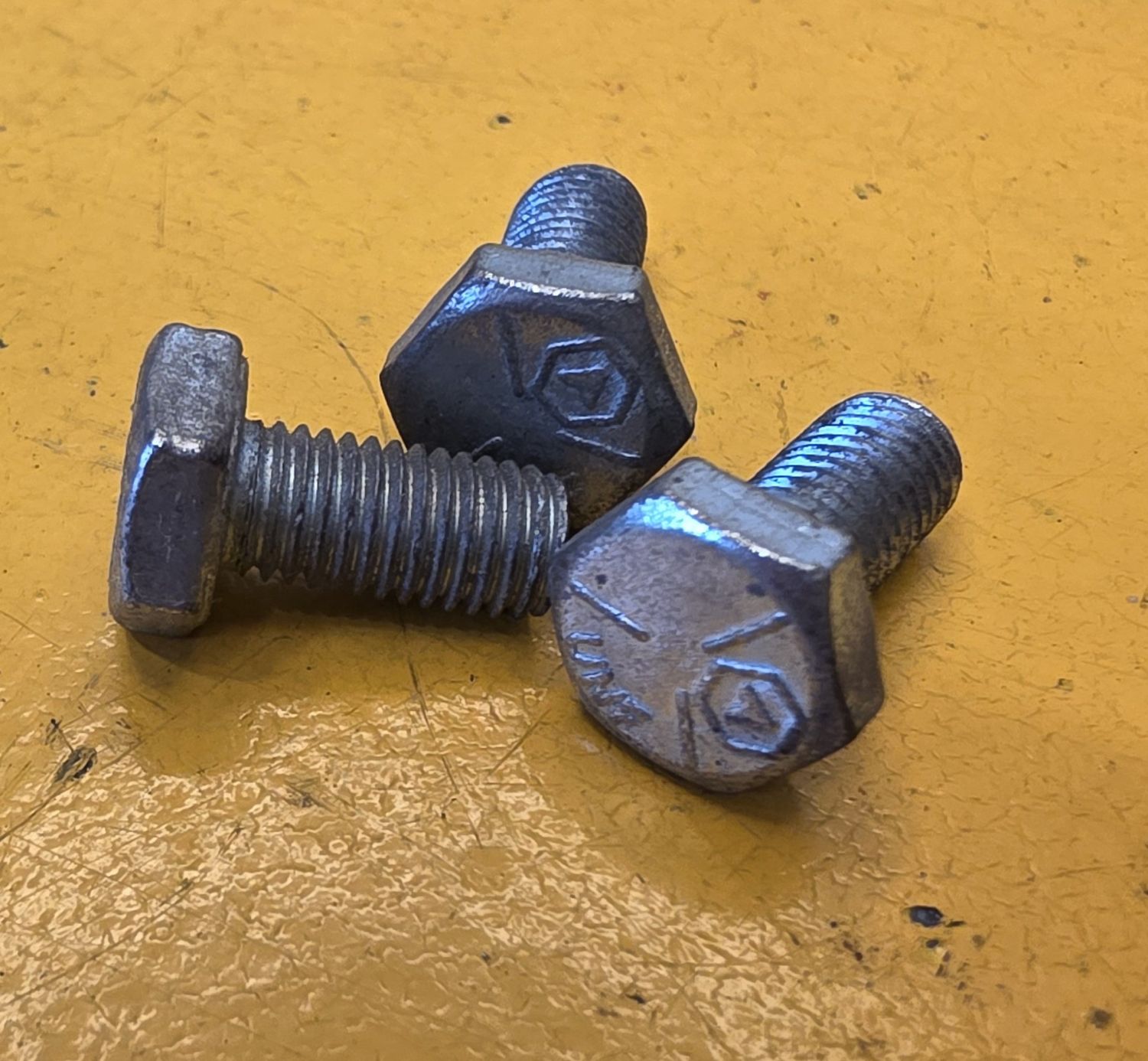 BOLT 1/4X1/2 UNF ZINC BRITISH MADE