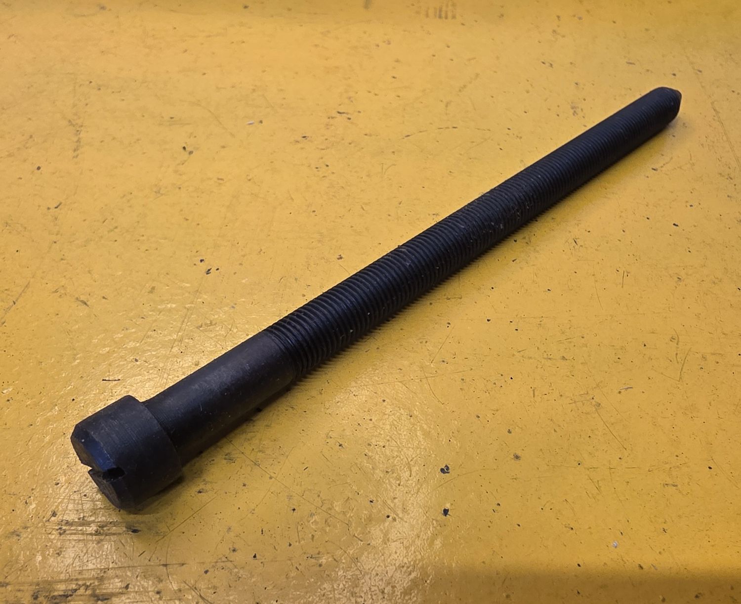 BOLT 7/16X7 UNF SPRING CENTRE BLK