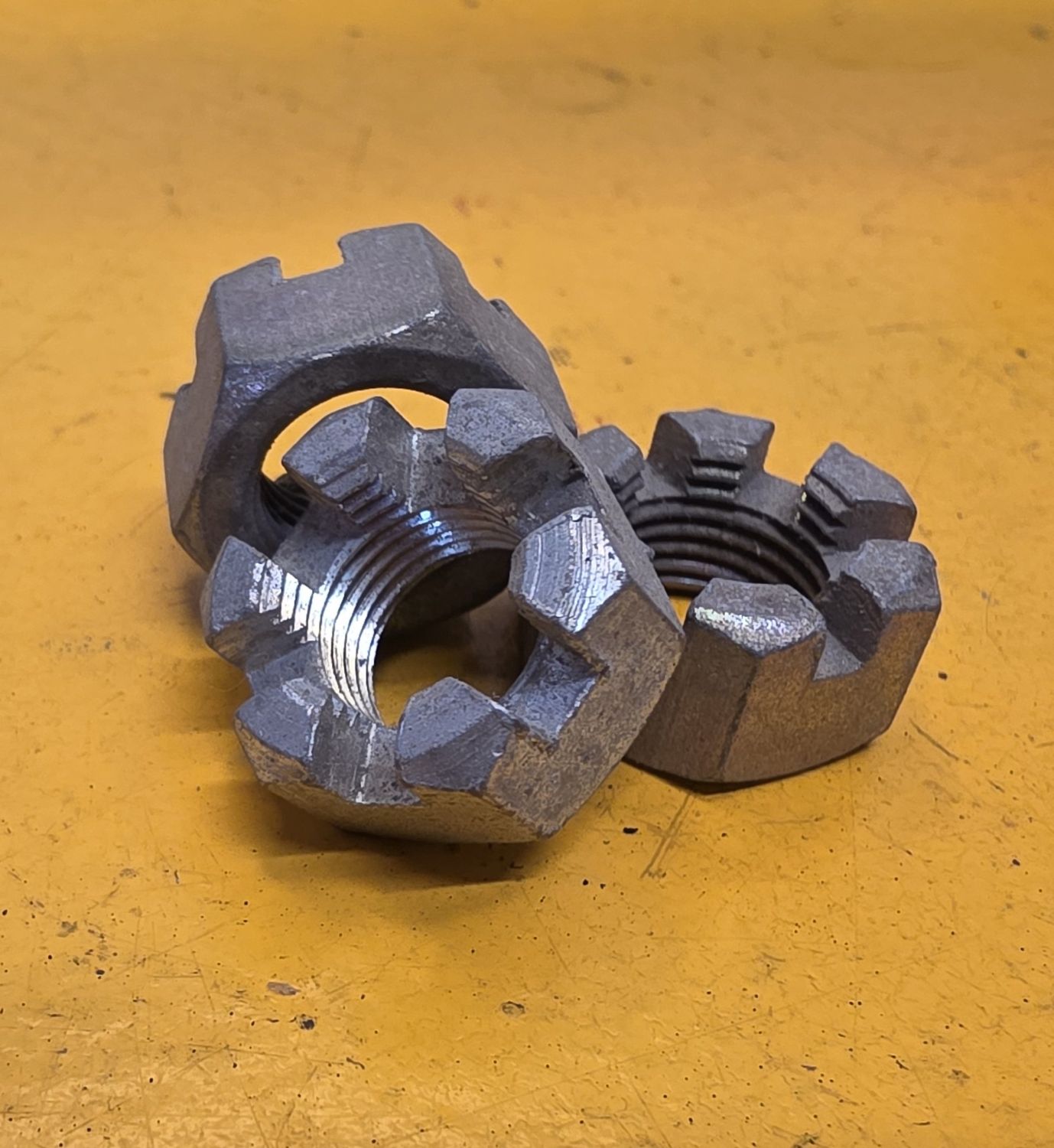 NUT 1/2 UNF CASTLE ZINC