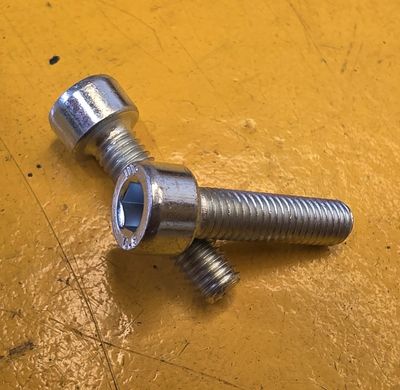 SOCKETHEAD CAPSCREW M5X20 ZINC 8.8