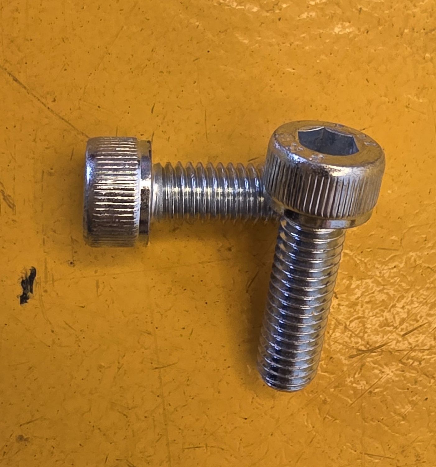 SOCKETHEAD CAPSCREW M5X16 ZINC 12.9