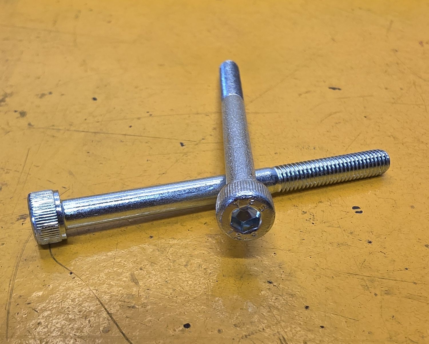 SOCKETHEAD CAPSCREW M5X60 ZINC 12.9