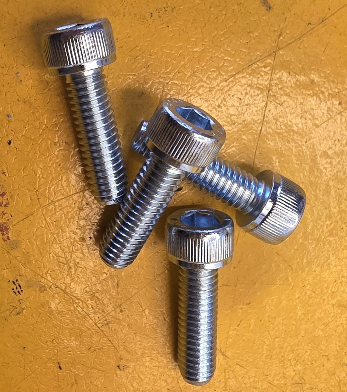 SOCKETHEAD CAPSCREW M6X20 ZINC 12.9