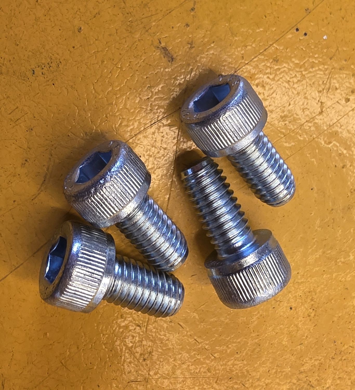 SOCKETHEAD CAPSCREW M6X16 ZINC 8.8