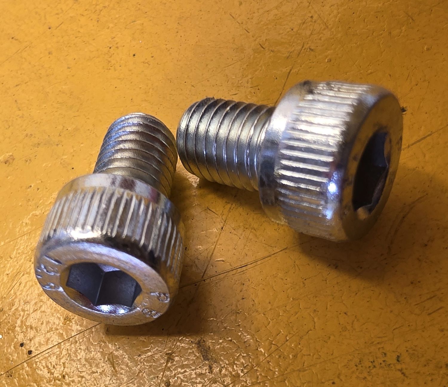 SOCKETHEAD CAPSCREW M8X12 ZINC 12.9