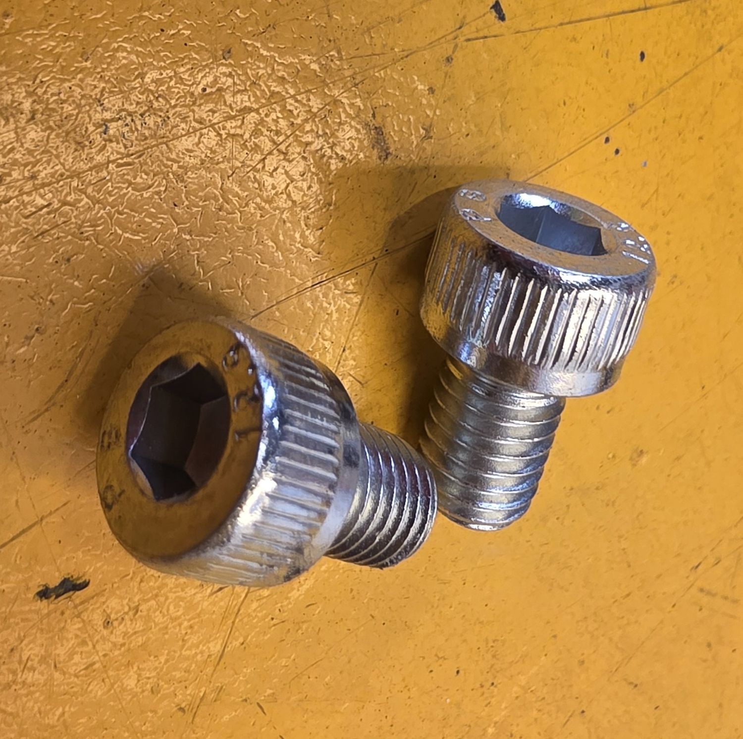 SOCKETHEAD CAPSCREW M8X16 ZINC 8.8