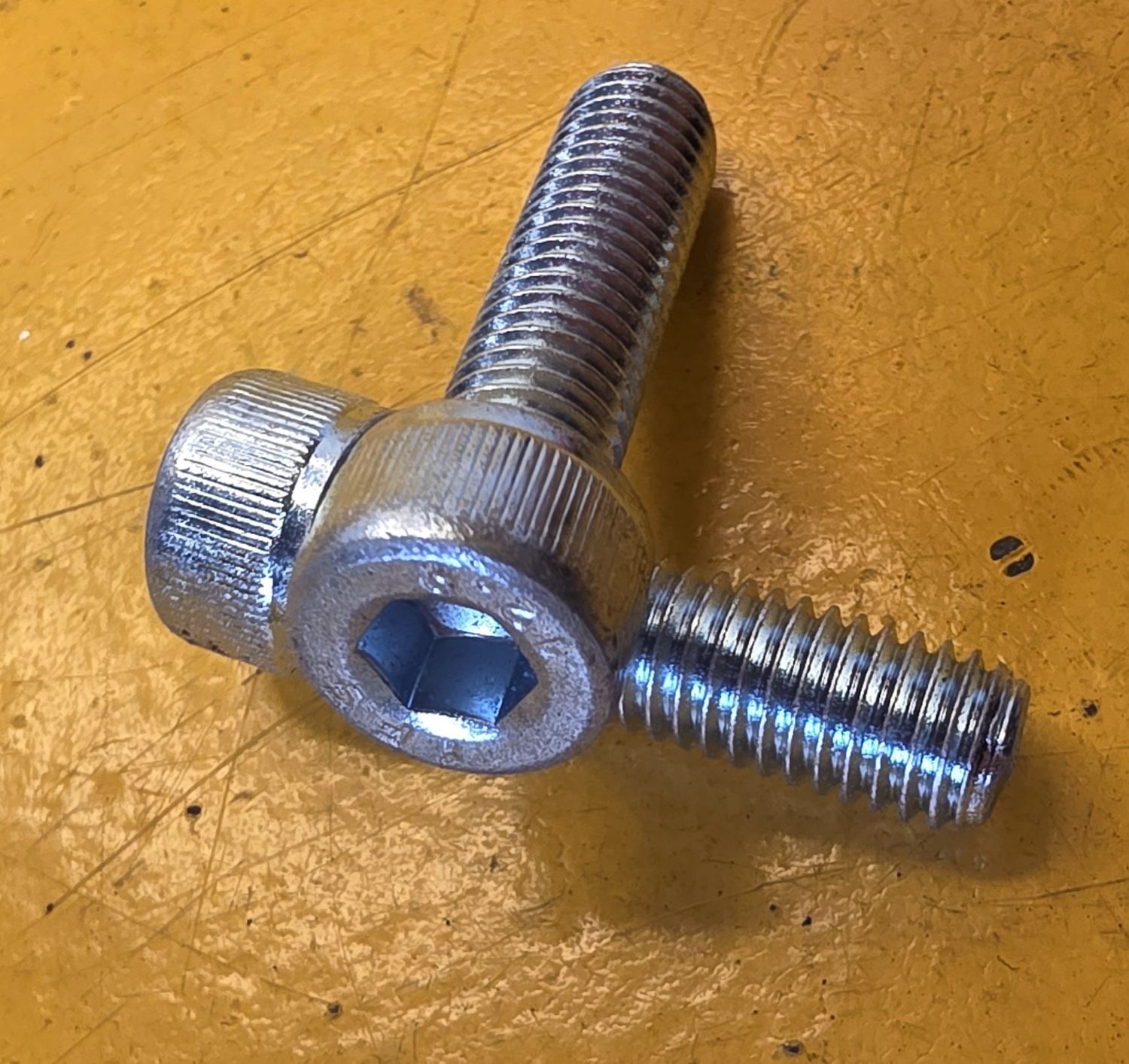 SOCKETHEAD CAPSCREW M8X30 ZINC 12.9