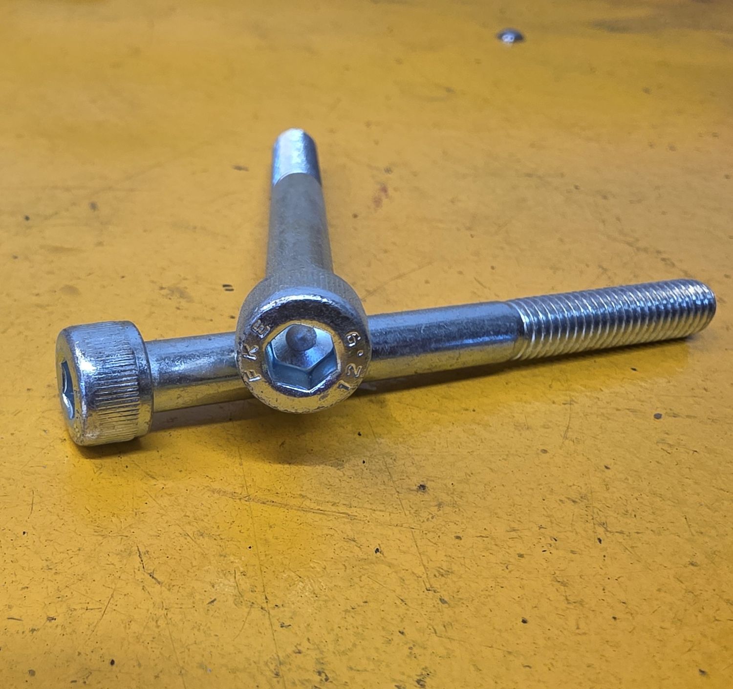 SOCKETHEAD CAPSCREW M8X80 ZINC 12.9