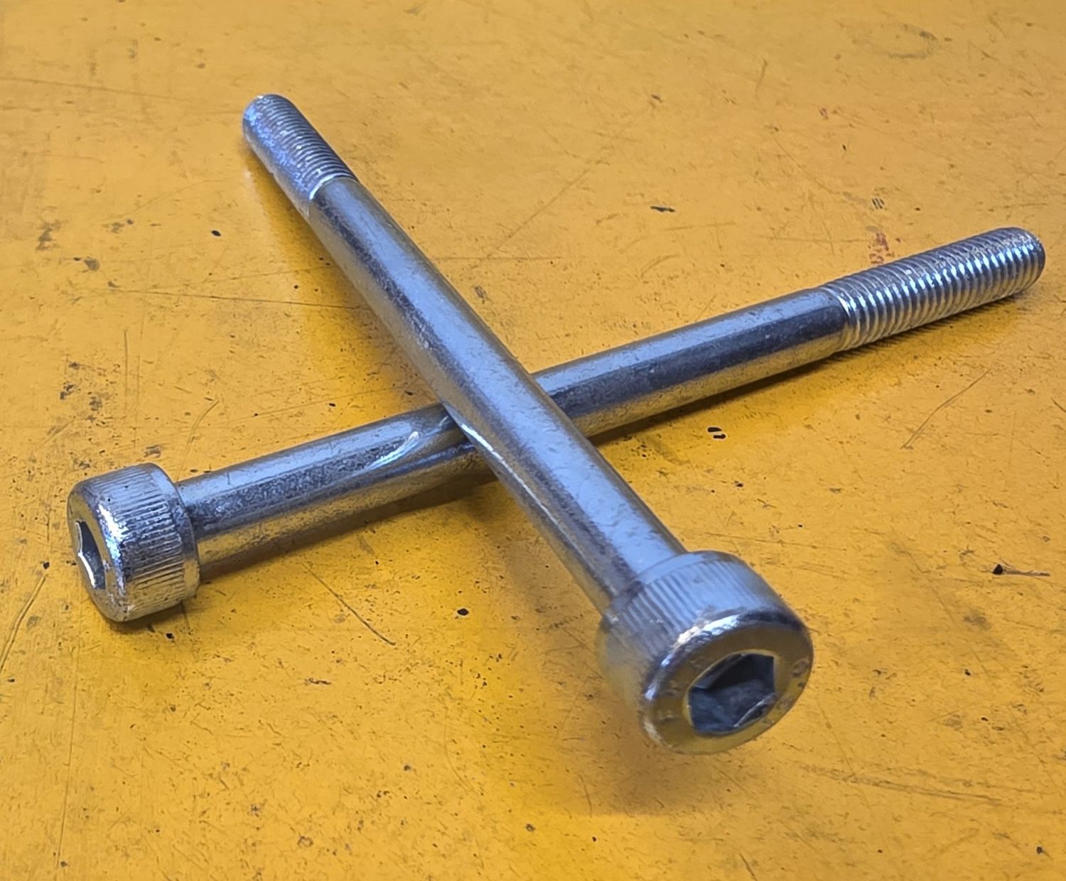 SOCKETHEAD CAPSCREW M8X110 ZINC 12.9