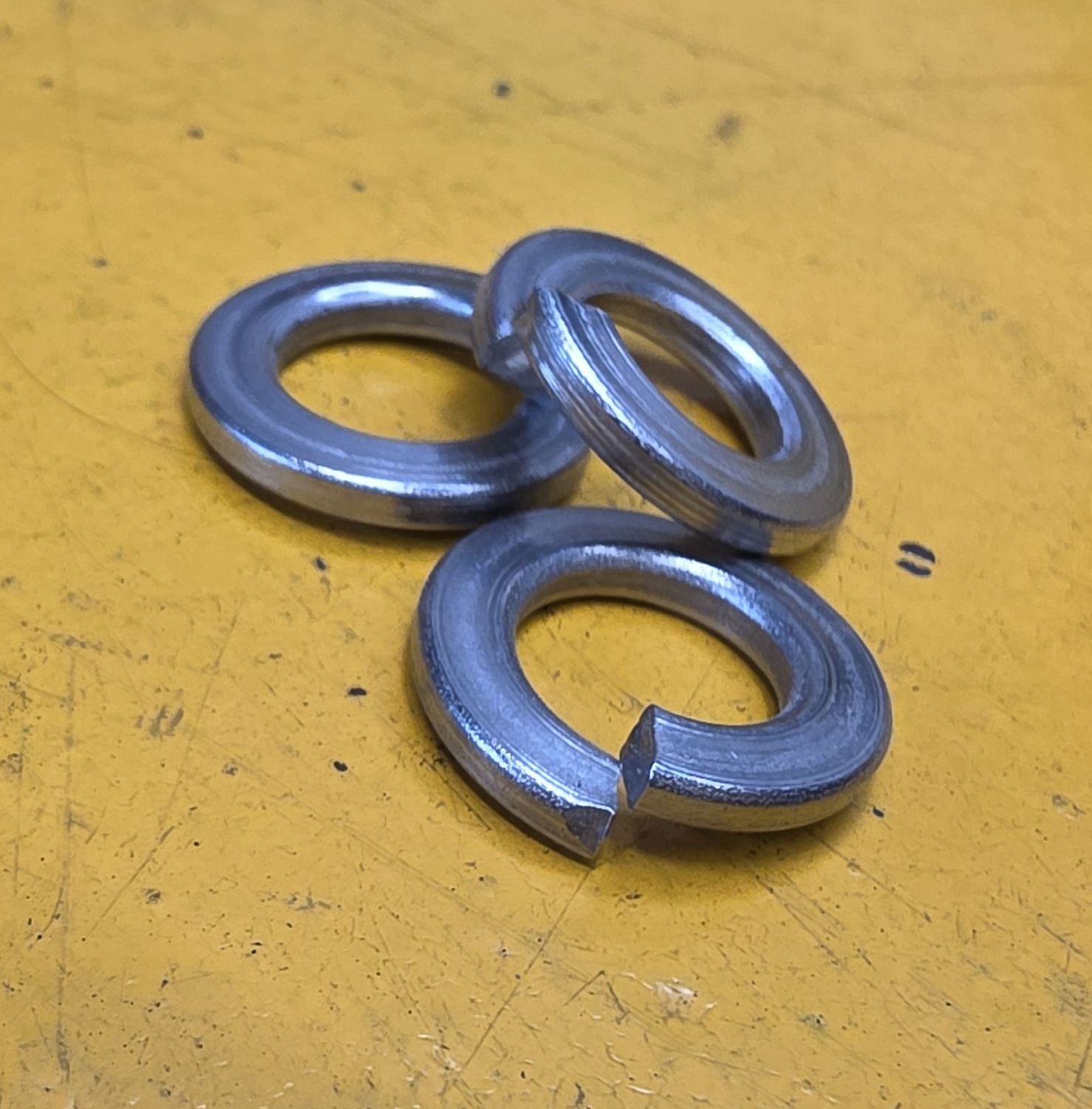 WASHER 3/8 SPRING SS304