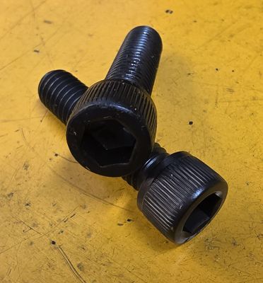 SOCKETHEAD CAPSCREW 3/8X1.1/2 UNC BLK