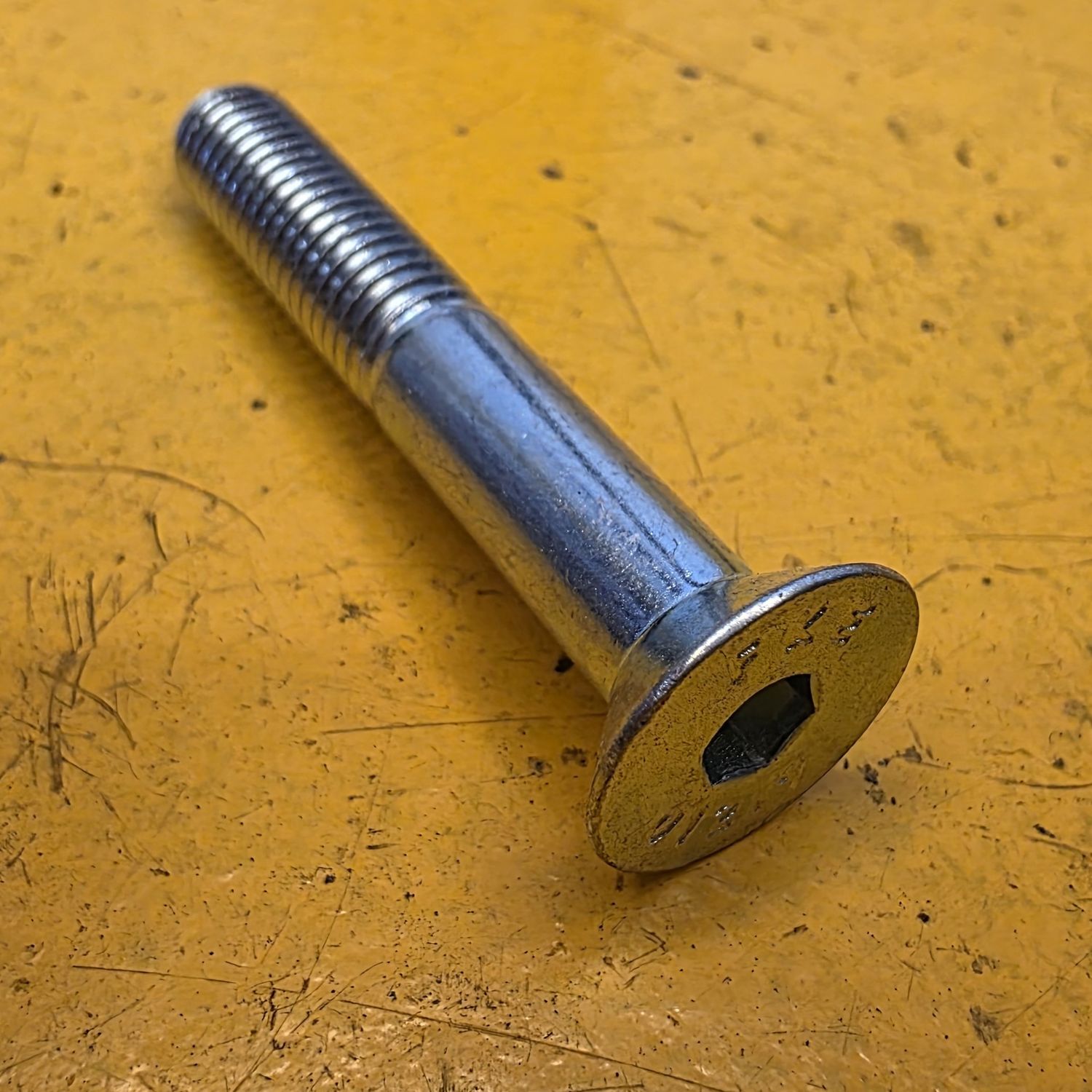 FLATHEAD SOCKETSCREW M8X50 CSK ZINC 12.9