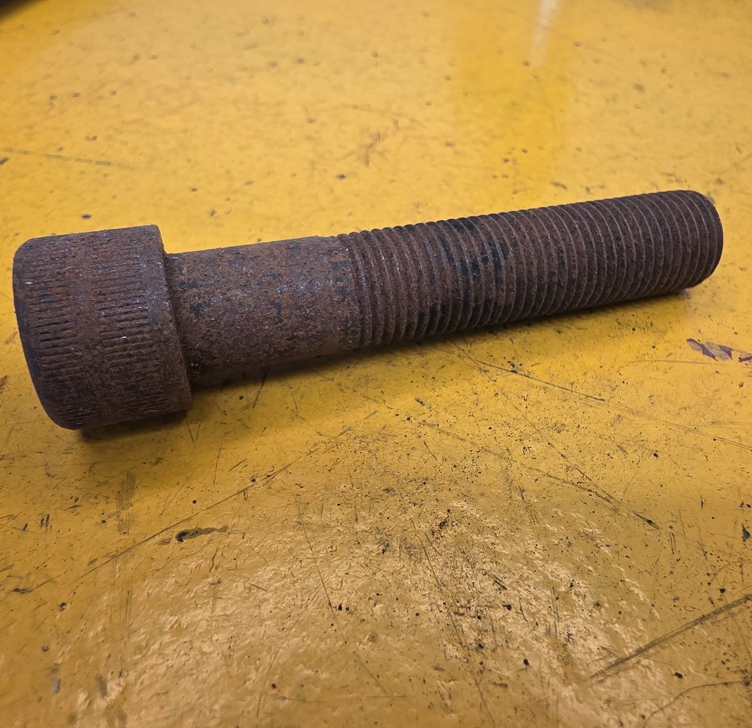 SOCKETHEAD CAPSCREW 1/2X2.1/2 UNF BLK