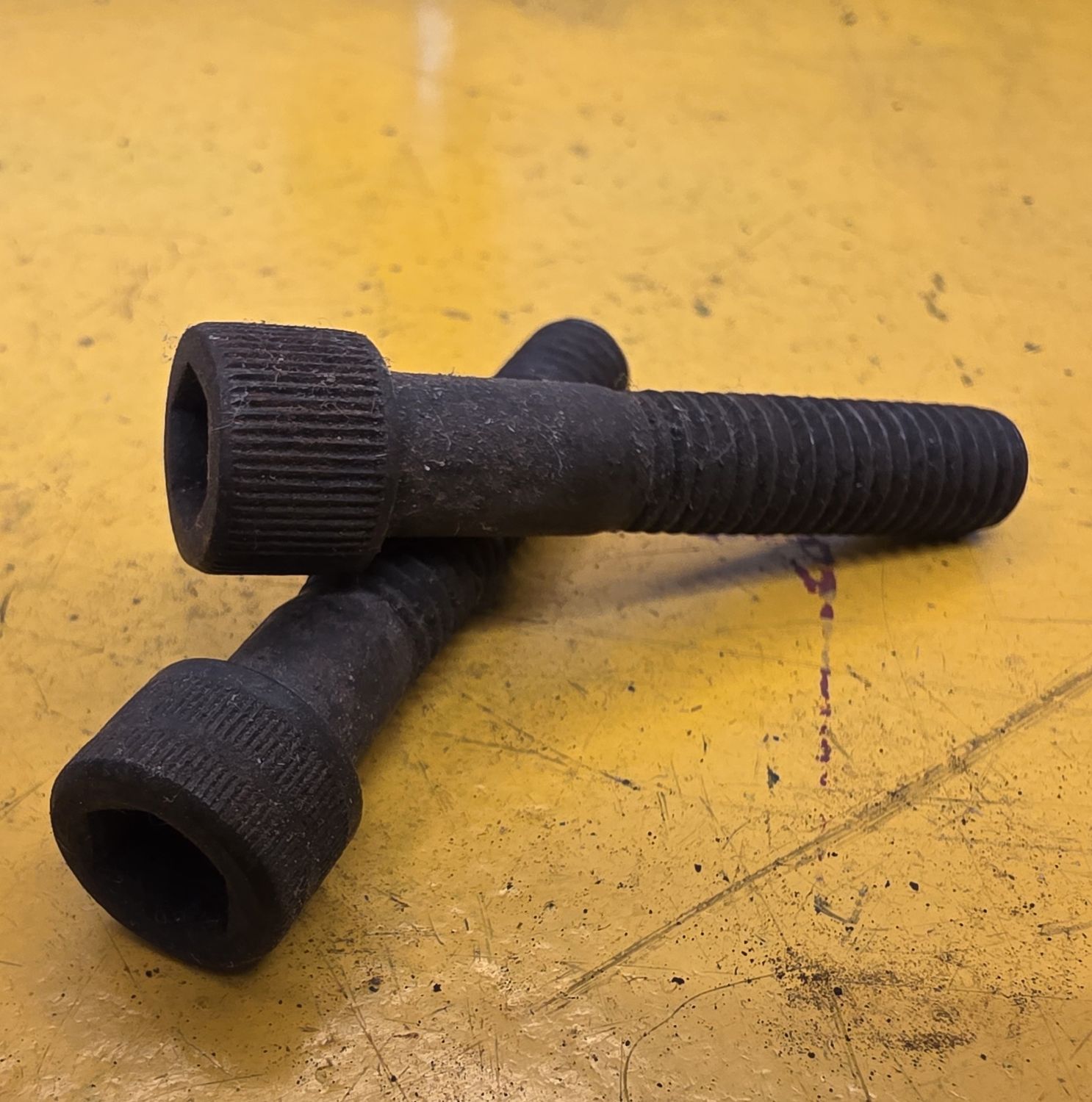 SOCKETHEAD CAPSCREW 5/8X3 UNC BLK