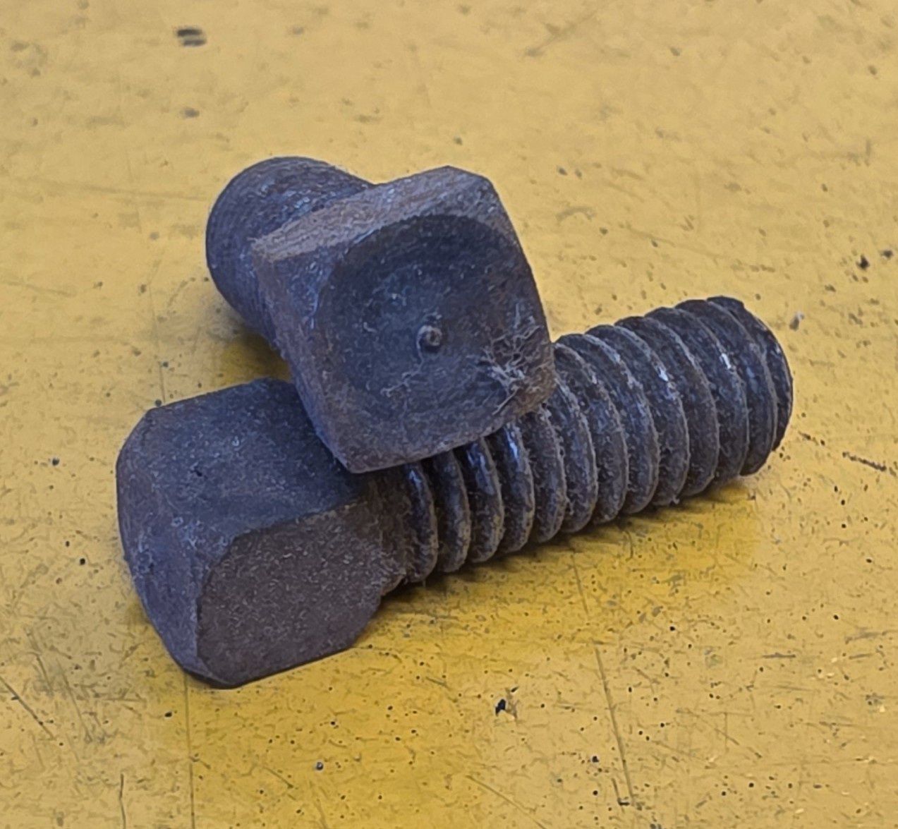 BOLT 5/16X1.1/4 BSW SQUARE HEAD BLK