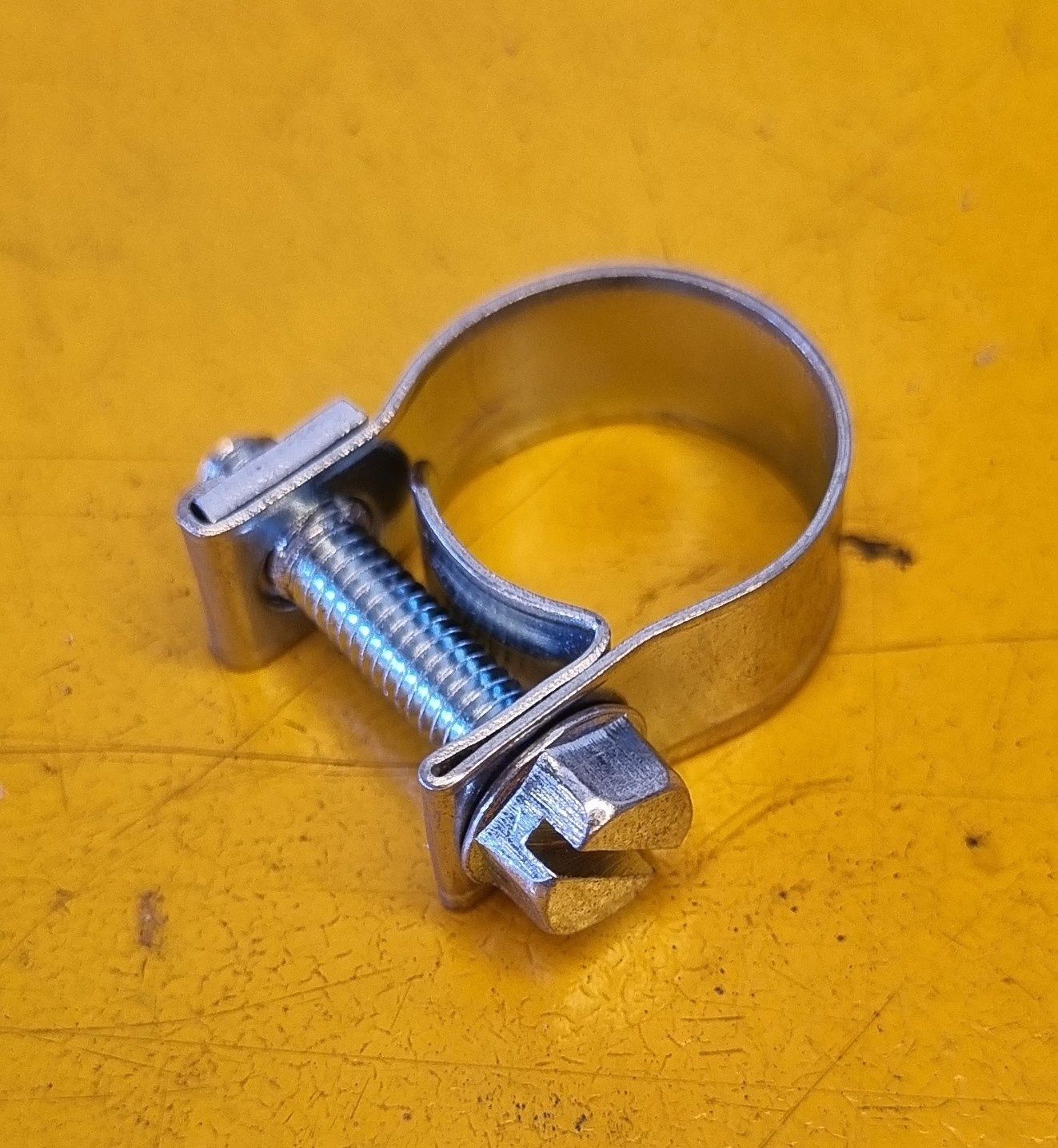 HOSE CLAMP  8-10MM NA SERIES SOLID BAND STEEL