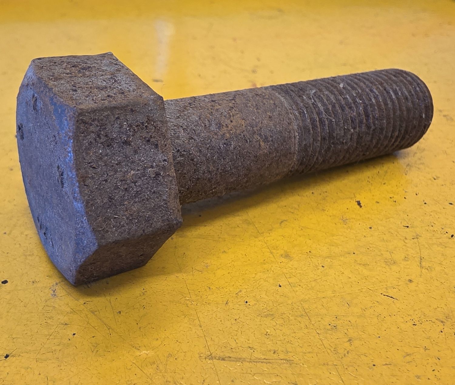 BOLT 11/16X2.1/2 BSF BLK